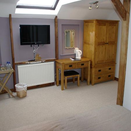 Horse & Groom Inn Milcombe Room photo