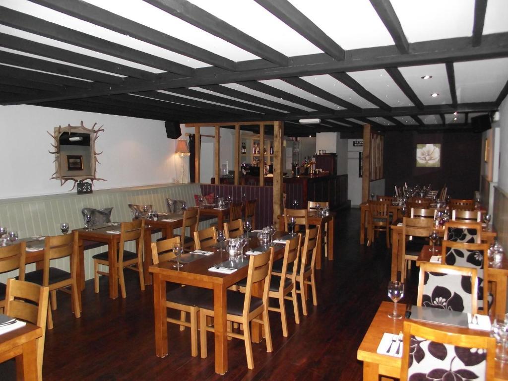 Horse & Groom Inn Milcombe Room photo